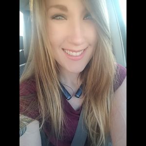 Meet your Posher, Catherine